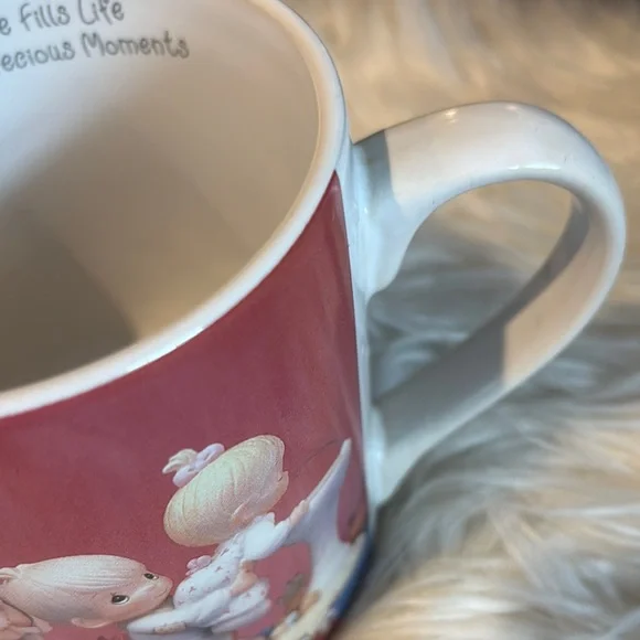 Precious Moments Pink Mug with Adorable Characters - Picture 4 of 8